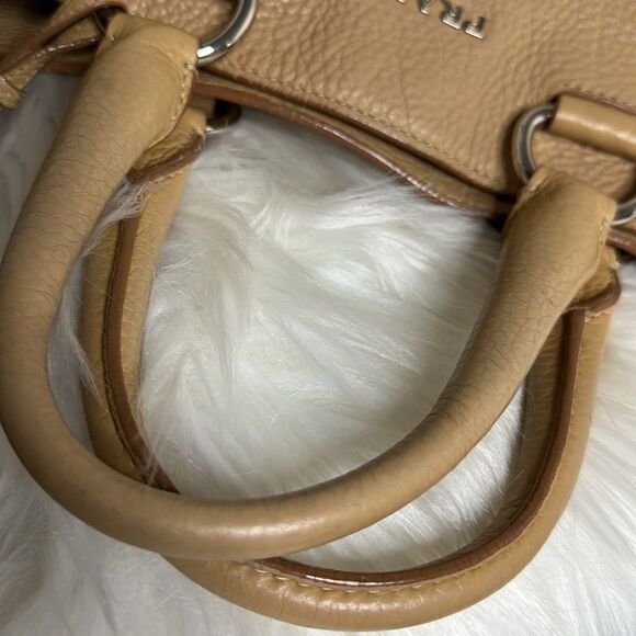 💯 Authentic Prada Tote Bag, Two- Way🍀 - Picture 9 of 16